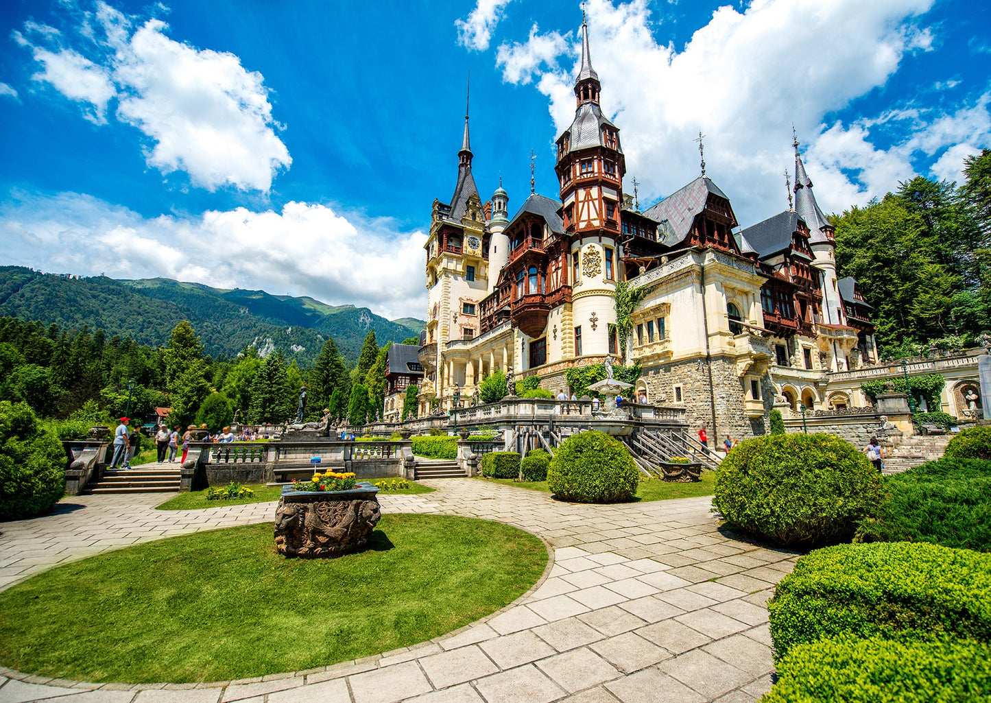 1000 Pieces Jigsaw Puzzle - The Peles Castle (1047)