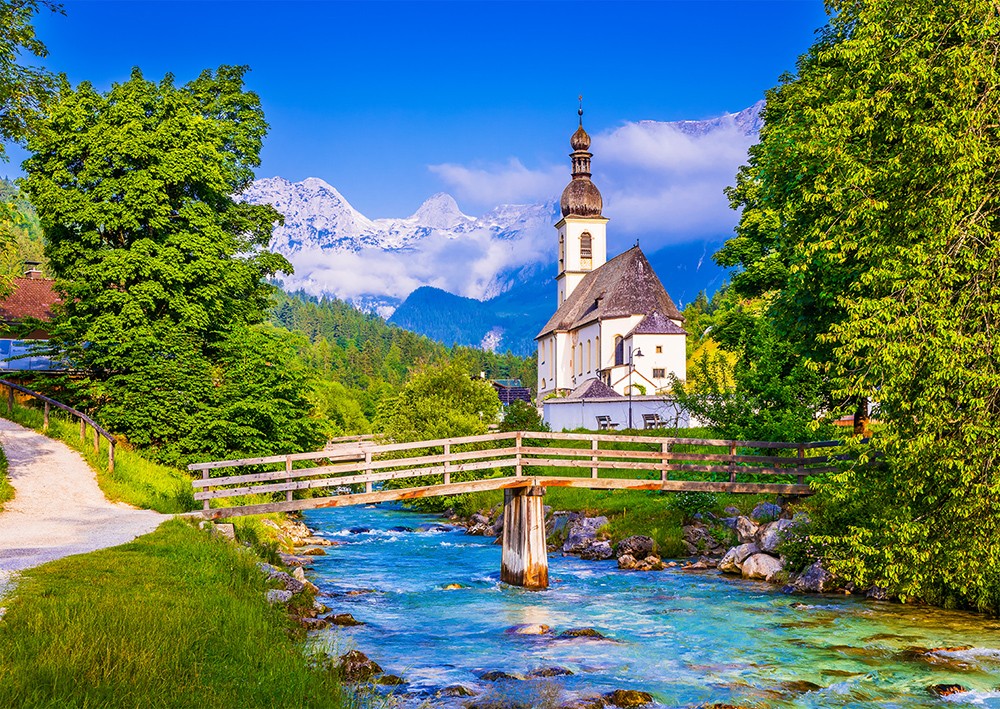 1000 Pieces Jigsaw Puzzle - Small Church in Ramsau (1323)
