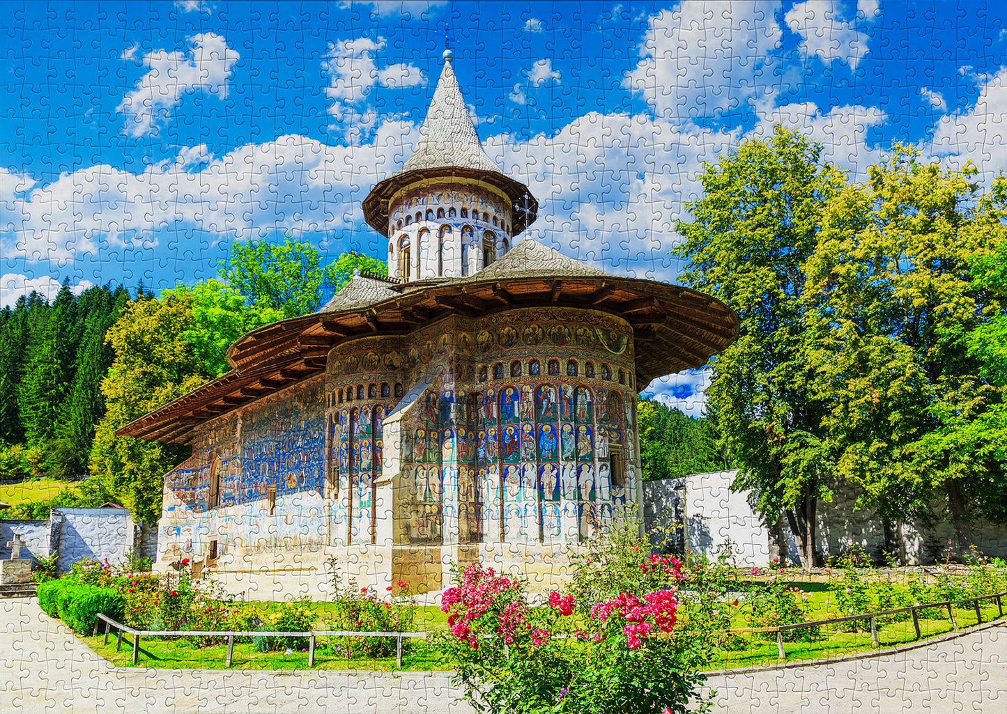 1000 Pieces Jigsaw Puzzle - Voronet Monastery (1062)
