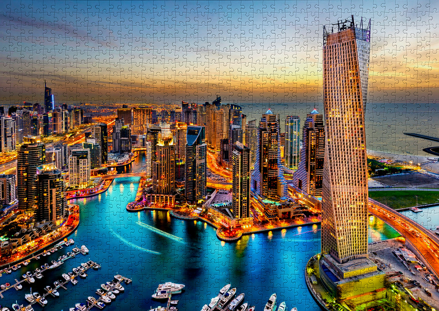 1000 Pieces Jigsaw Puzzle - Dubai Marina at Night (2072)